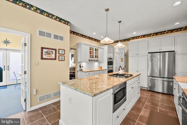 81 ROUND TOP LN, Gettysburg, PA 17325
