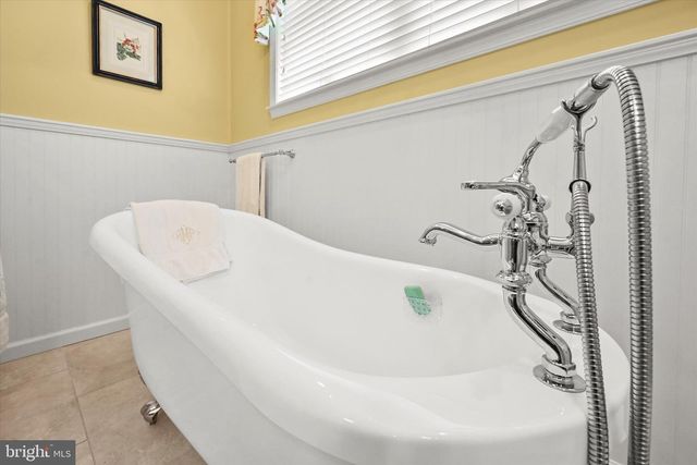 81 ROUND TOP LN, Gettysburg, PA 17325