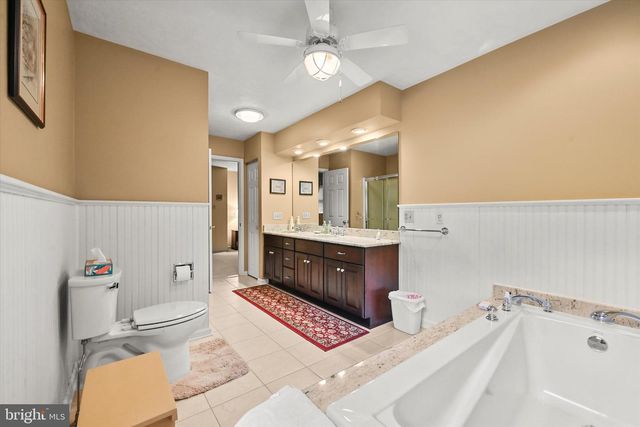 81 ROUND TOP LN, Gettysburg, PA 17325