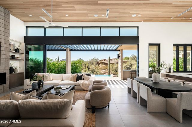 10801 E HAPPY VALLEY Road 131, Scottsdale, AZ 85255