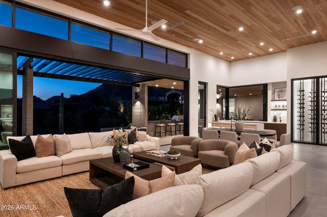 10801 E HAPPY VALLEY Road 131, Scottsdale, AZ 85255