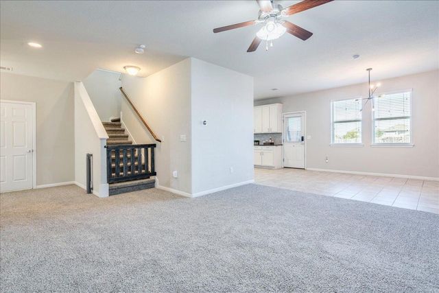 312 Triumph RD, Buda, TX 78610