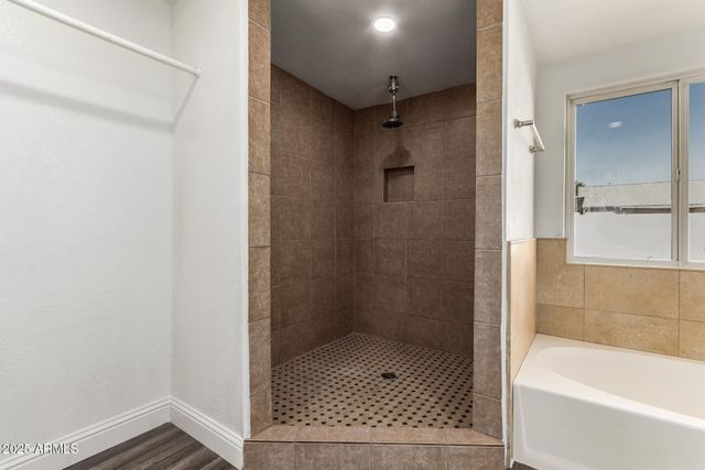 8052 W PIERSON Street, Phoenix, AZ 85033