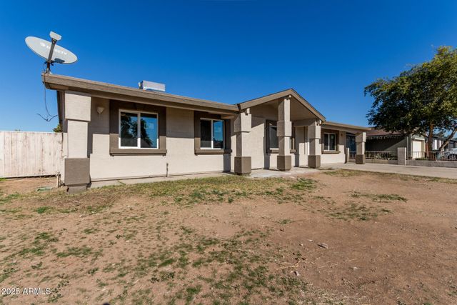 8052 W PIERSON Street, Phoenix, AZ 85033