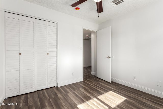 8052 W PIERSON Street, Phoenix, AZ 85033