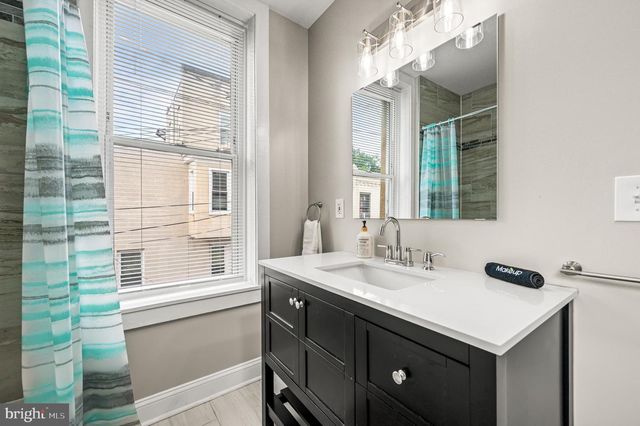 930 N 30TH ST, Philadelphia, PA 19130