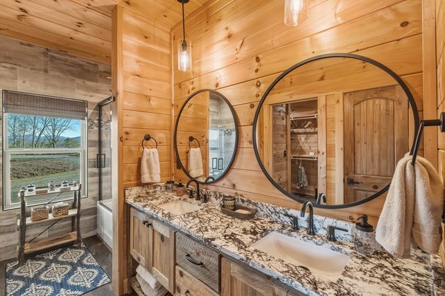 102 High Meadows Trail, Morganton, GA 30560