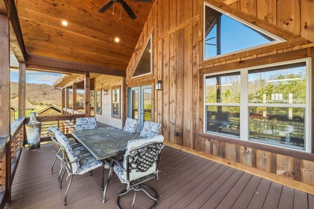 102 High Meadows Trail, Morganton, GA 30560