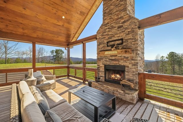 102 High Meadows Trail, Morganton, GA 30560