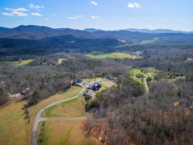 102 High Meadows Trail, Morganton, GA 30560