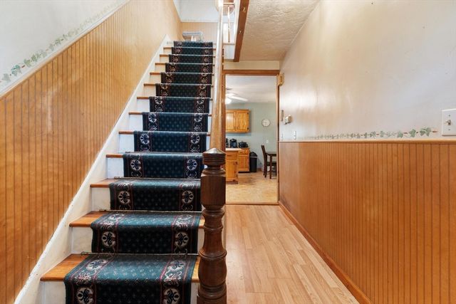 102 Canton St, Fitchburg, MA 01420