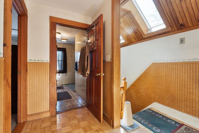 102 Canton St, Fitchburg, MA 01420