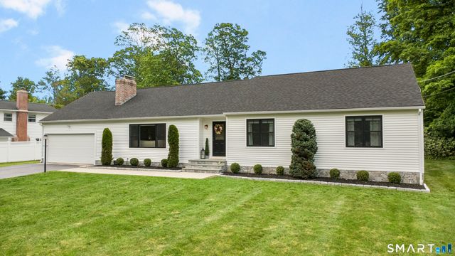 50 Wagner Drive, Hamden, CT 06518