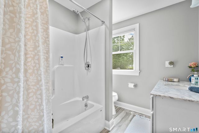 50 Wagner Drive, Hamden, CT 06518