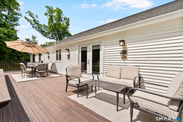 50 Wagner Drive, Hamden, CT 06518