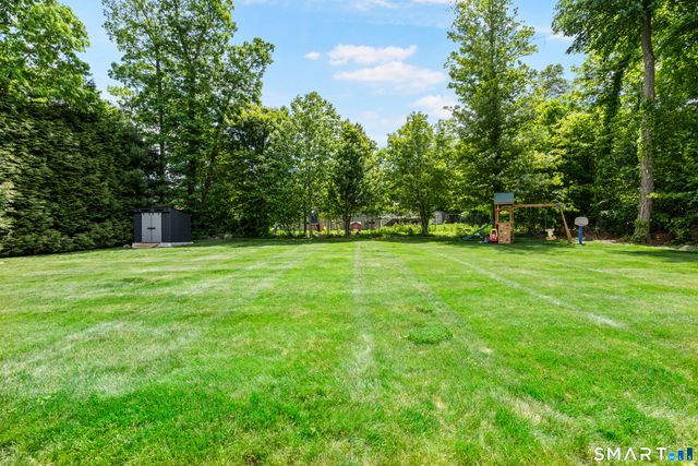 50 Wagner Drive, Hamden, CT 06518