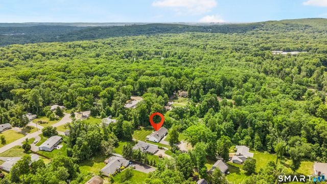 50 Wagner Drive, Hamden, CT 06518