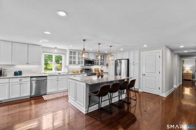 50 Wagner Drive, Hamden, CT 06518