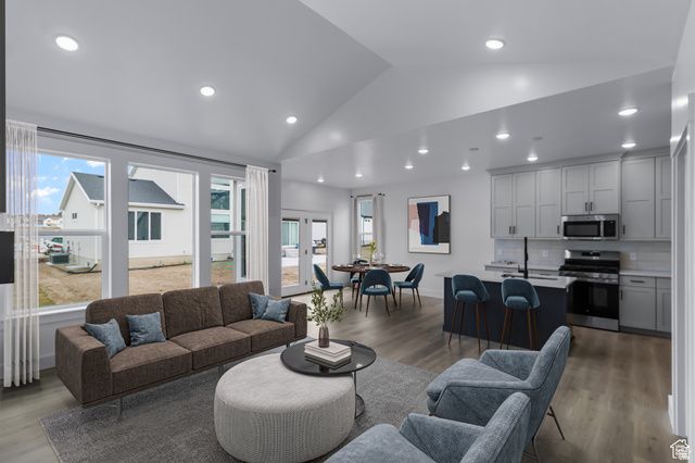 648 N 275 E, Providence, UT 84332