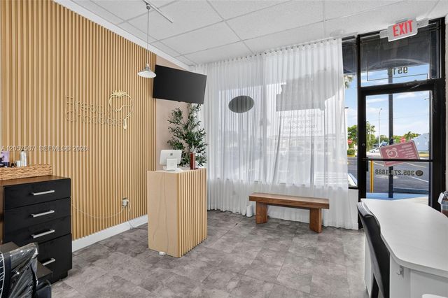 Full Service Full Service Salon For Sale In Miami, Miami, FL 33173
