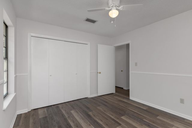 396 Lakeview Drive, Defuniak Springs, FL 32433