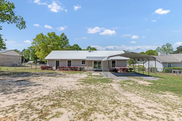 396 Lakeview Drive, Defuniak Springs, FL 32433