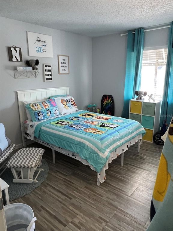 Image 11 of property listing at 4415 S SEMORAN BOULEVARD 4, Orlando, FL 32822