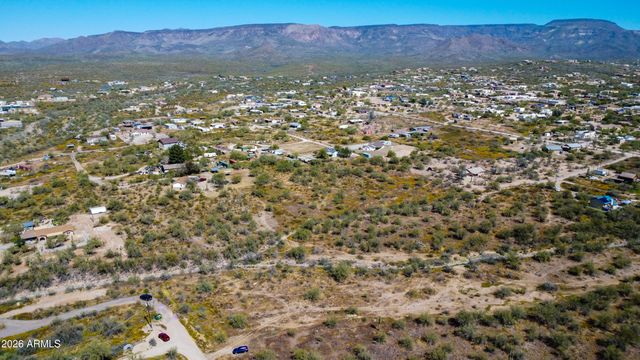 44805 N 7TH Street -, New River, AZ 85087