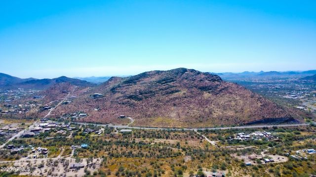 44805 N 7TH Street -, New River, AZ 85087