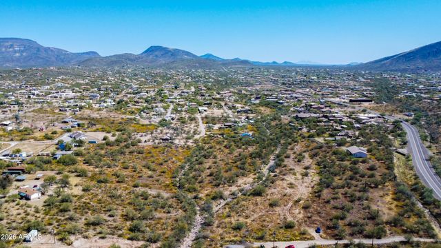 44805 N 7TH Street -, New River, AZ 85087