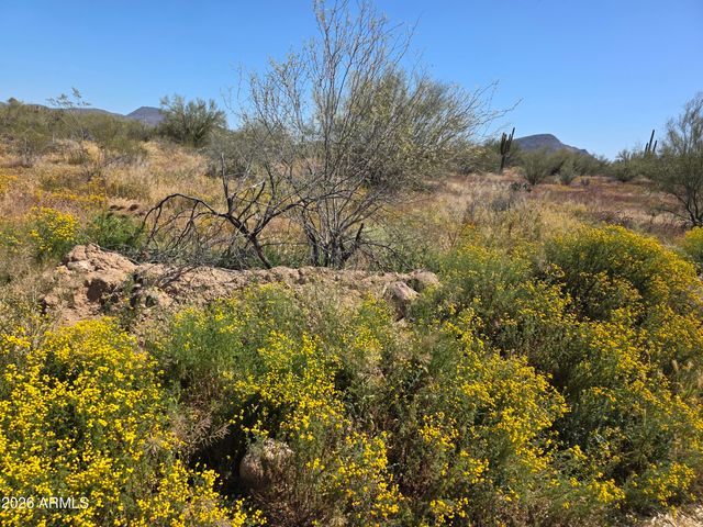 44805 N 7TH Street -, New River, AZ 85087