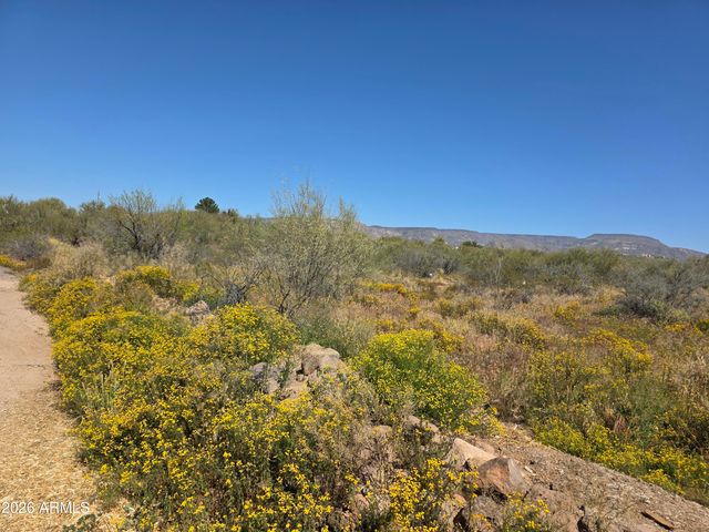 44805 N 7TH Street -, New River, AZ 85087