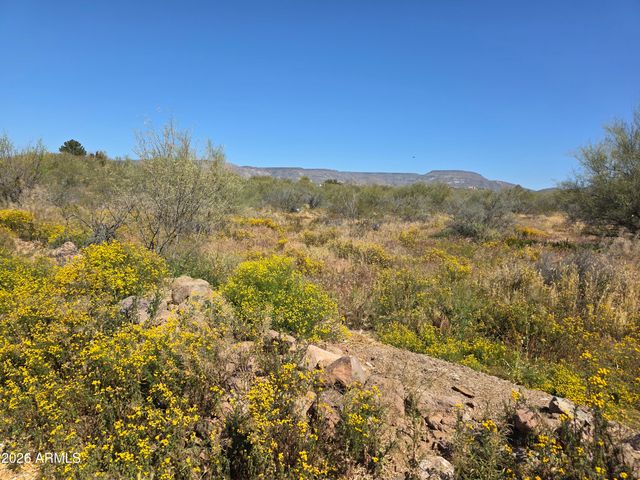 44805 N 7TH Street -, New River, AZ 85087