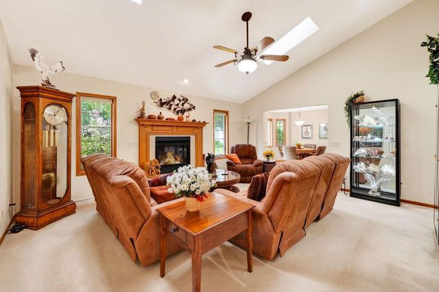 W7183 Breneman Road, Pardeeville, WI 53954
