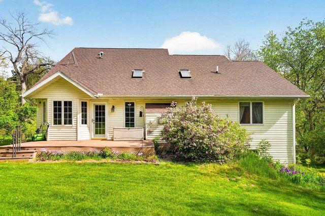 W7183 Breneman Road, Pardeeville, WI 53954