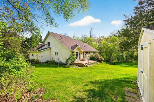 W7183 Breneman Road, Pardeeville, WI 53954