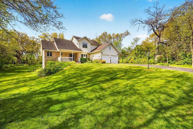 W7183 Breneman Road, Pardeeville, WI 53954
