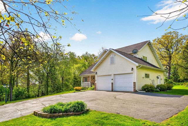 W7183 Breneman Road, Pardeeville, WI 53954
