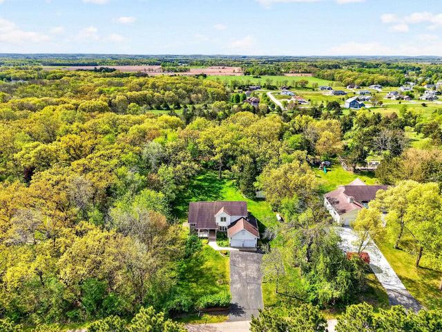 W7183 Breneman Road, Pardeeville, WI 53954