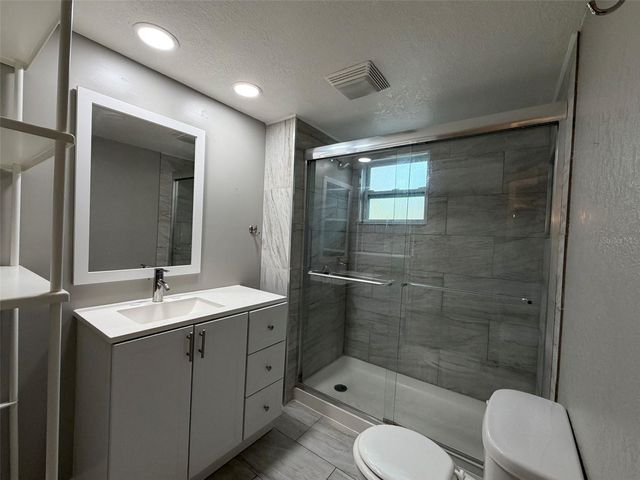 101 W LEMON STREET 4, Tarpon Springs, FL 34689