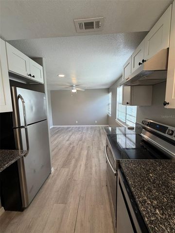101 W LEMON STREET 4, Tarpon Springs, FL 34689
