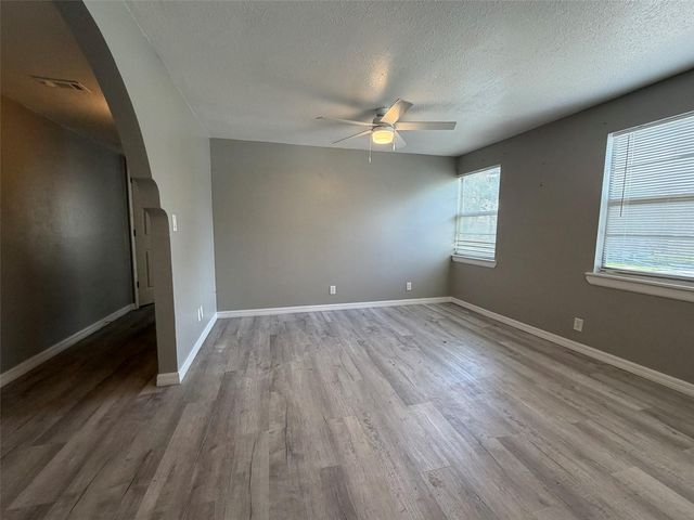 101 W LEMON STREET 4, Tarpon Springs, FL 34689