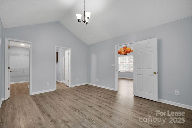 8041 Christmas Court, Charlotte, NC 28216