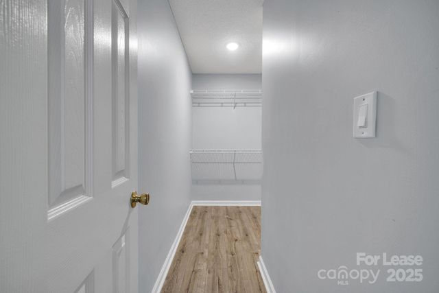 8041 Christmas Court, Charlotte, NC 28216