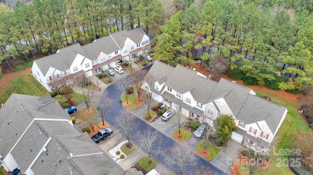 8041 Christmas Court, Charlotte, NC 28216