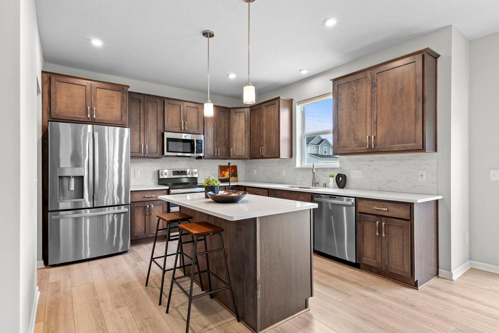 18097 Hartlin Avenue, Lakeville, MN 55044 — photo 3