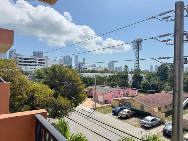 677 SW 9th Avenue 407, Miami, FL 33130