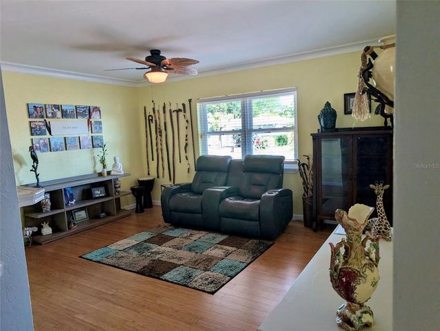 3767 25TH AVENUE N, St Petersburg, FL 33713