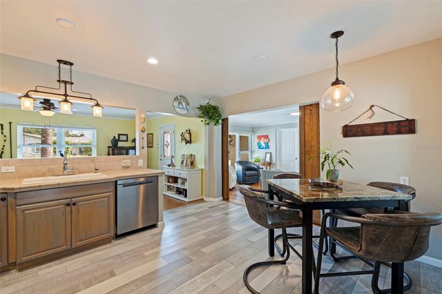 3767 25TH AVENUE N, St Petersburg, FL 33713