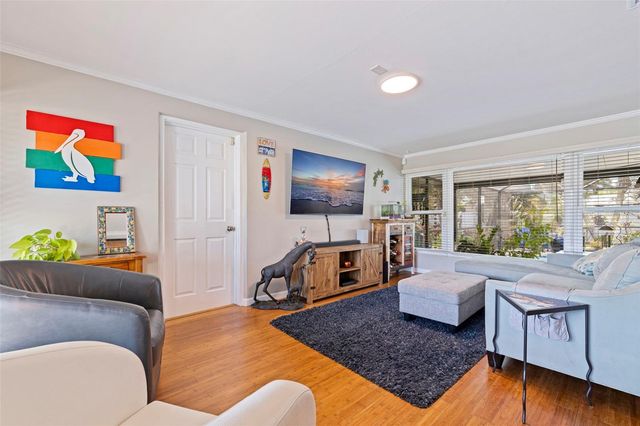 3767 25TH AVENUE N, St Petersburg, FL 33713